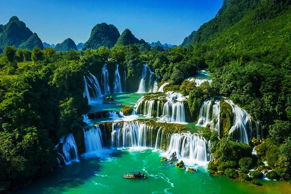 best-travel-guide-of-cao-bang-vietnam-ban-gioc-waterfall
