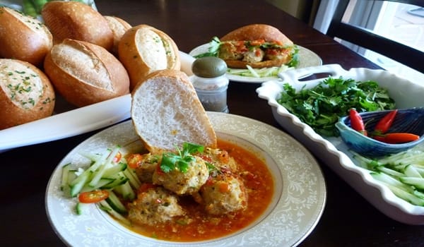 delicious-bread-for-breakfast-dalat