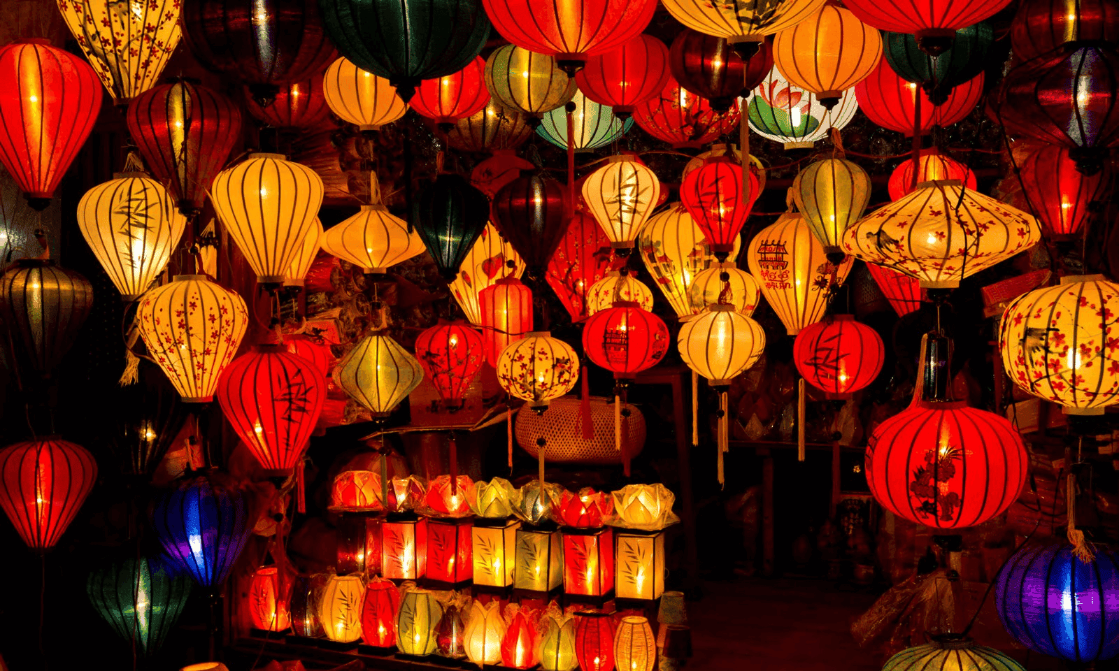 hoi-an-travel-guide-what-to-do-and-to-visit-lantern-festival