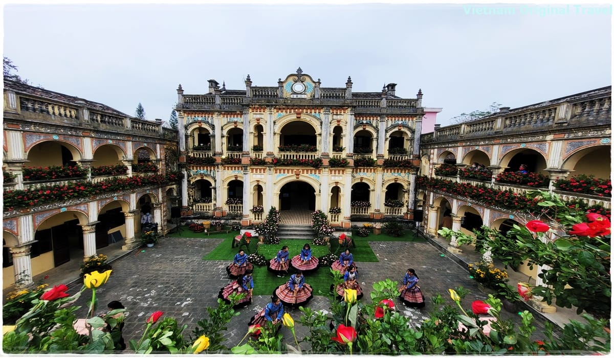 interest-things-to-do-and-to-visit-in-bac-ha-hoang-a-tuong-palace