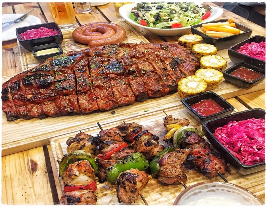 what-to-eat-in-saigon